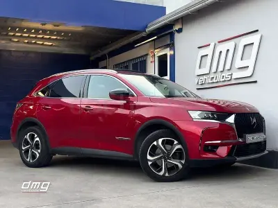 Usado DS Automobiles DS7 Crossback So Chic 180 CV (132 kW) 2019 Granate SUV