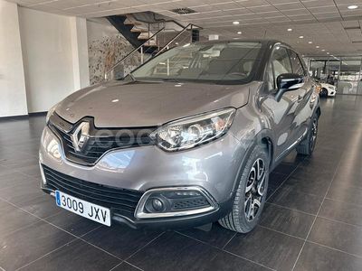 Gris / plata Usado 2017 Renault Captur Life SUV | 9990 € (Precio justo)