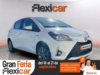 Blanco Usado 2019 Toyota Yaris Hybrid Active Berlina | 15.390 € (Un poco caro)