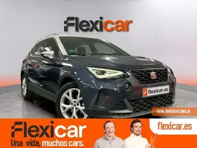 Usado Seat Arona FR 150 CV (110 kW) 2023 Gris SUV