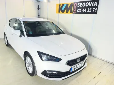Usado Seat Leon Style 115 CV (84 kW) 2021 Blanco