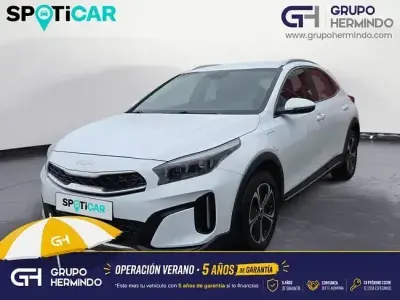 Usado Kia XCeed 141 CV (103 kW) 2024 Blanco SUV