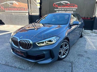 Usado BMW 118 M Sport 136 CV (100 kW) 2021 Gris / plata Utilitario