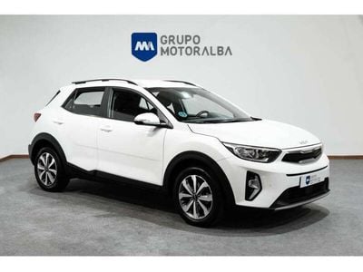 Blanco Usado 2023 Kia Stonic SUV | 16.990 € (Precio justo)