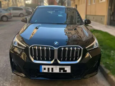 Usado BMW iX1 230 kW (313 CV) 2023 Negro SUV