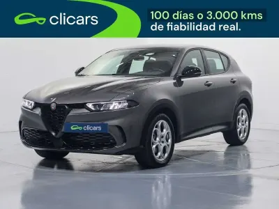 Usado Alfa Romeo Tonale Sprint 131 CV (96 kW) 2023 Gris SUV