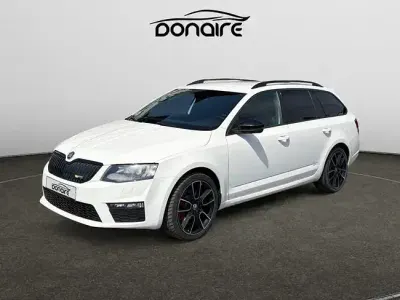 Usado Skoda Octavia RS 184 CV (135 kW) 2014 Blanco Familiar