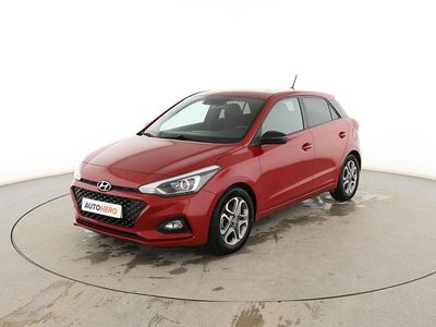 Usado Hyundai i20 101 CV (74 kW) 2020 Rojo Utilitario