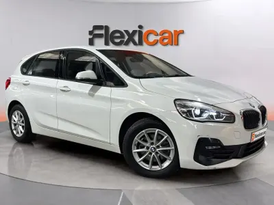 Usado BMW 216 Active Tourer 116 CV (85 kW) 2020 Blanco Monovolumen