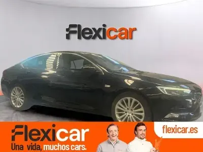 Usado Opel Insignia Innovation 136 CV (100 kW) 2020 Negro