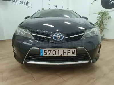 Usado Toyota Auris Hybrid
