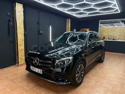 Usado Mercedes GLC220 170 CV (125 kW) 2016 Negro SUV