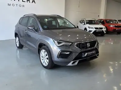 Usado Seat Ateca Style 116 CV (85 kW) 2022 Gris / plata SUV