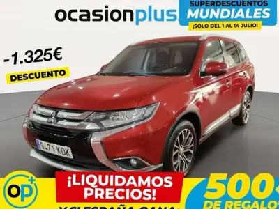 Usado Mitsubishi Outlander Motion 150 CV (110 kW) 2017 Rojo SUV