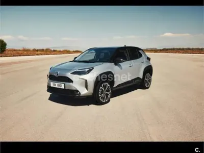 Używany Toyota Yaris Cross Sport 130 KM (95 kW) 2024 Szary SUV