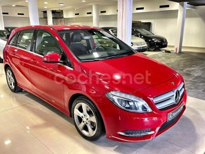 Mercedes B200