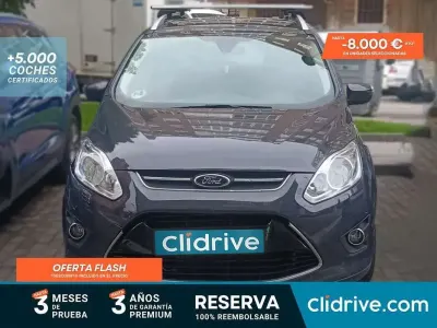 Usado Ford Grand C-Max Trend 116 CV (85 kW) 2014 Gris Monovolumen