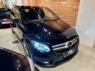 Usado Mercedes B180 122 CV (89 kW) 2017 Negro Monovolumen