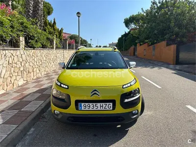 Usado Citroën C4 Cactus Feel 92 CV (67 kW) 2014 Amarillo Utilitario
