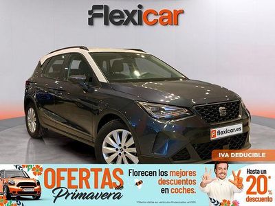 Usado Seat Arona Style 110 CV (80 kW) 2022 Gris SUV