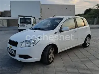 Usado Chevrolet Aveo LS 84 CV (61 kW) 2009 Blanco Berlina