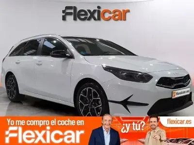 Usado Kia Ceed Style 100 CV (73 kW) 2025 Blanco Utilitario