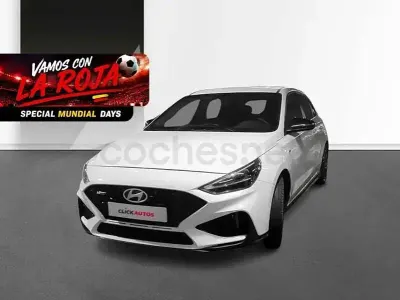 Usado Hyundai i30 N Line 100 CV (73 kW) 2025 Blanco Berlina
