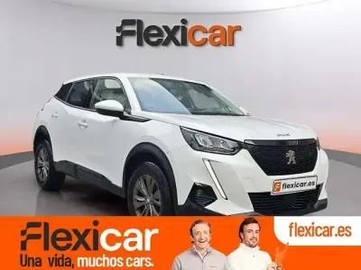 Usado Peugeot 2008 Active 100 CV (73 kW) 2020 Blanco SUV