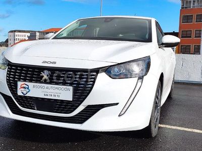 Usado Peugeot 208 Allure 100 CV (73 kW) 2021 Blanco Utilitario