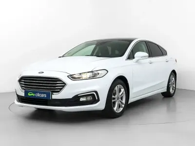 Usado Ford Mondeo Titanium 165 CV (121 kW) 2019 Blanco Berlina