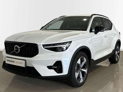 Usado Volvo XC40 Plus 197 CV (144 kW) 2023 Blanco SUV
