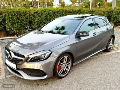 Usado Mercedes A180 109 CV (80 kW) 2017 Gris Utilitario
