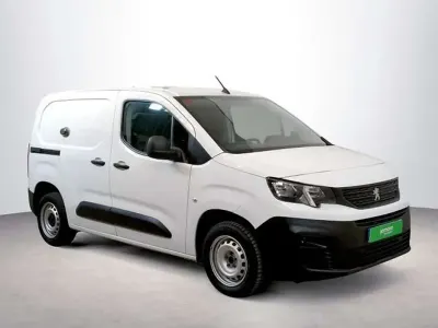 Usado Peugeot Partner 99 CV (72 kW) 2022 Blanco Monovolumen
