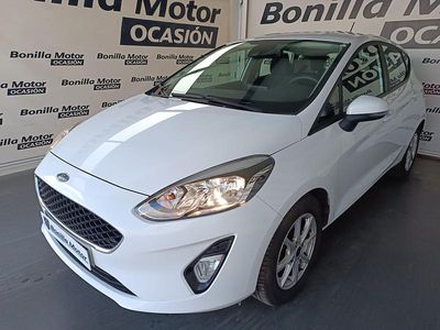 Blanco Usado 2019 Ford Fiesta Trend Utilitario | 9790 € (Precio justo)