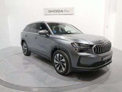 Usado Skoda Kodiaq Selection 204 CV (150 kW) 2025 Gris SUV