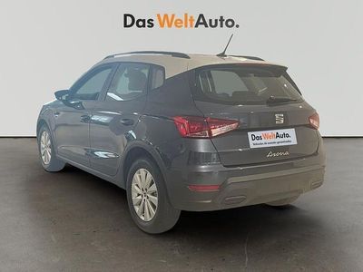 Gris Usado 2024 Seat Arona Style SUV | 20.900 € (Un poco caro)