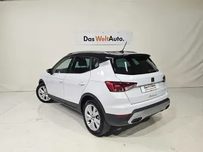 Usado Seat Arona Xperience 115 CV (84 kW) 2025 Blanco SUV