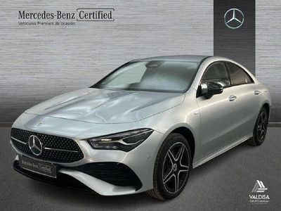 Usado Mercedes CLA250e AMG line 218 CV (160 kW) 2025 Plata hightech Berlina