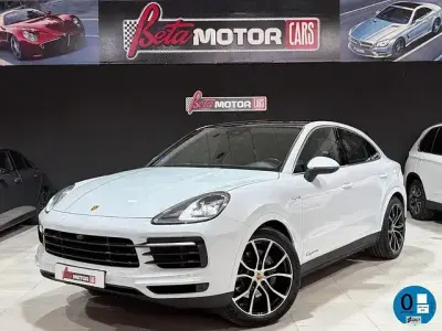 Usado Porsche Cayenne E-Hybrid 462 CV (339 kW) 2022 Blanco SUV