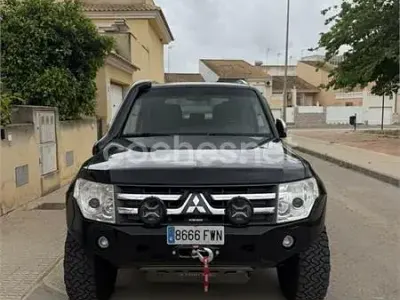 Usado Mitsubishi Montero 250 CV (183 kW) 2007 Negro SUV
