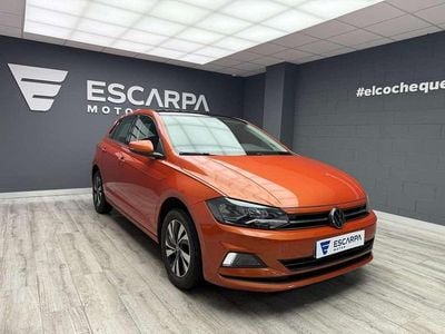 Usado VW Polo Advance 95 CV (69 kW) 2021 Naranja Utilitario