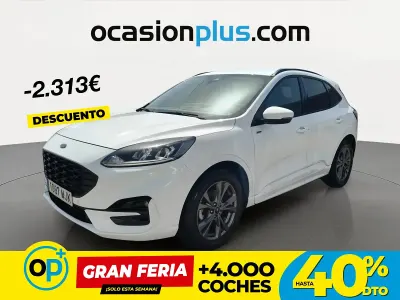Usado Ford Kuga ST-Line 190 CV (139 kW) 2023 Blanco SUV