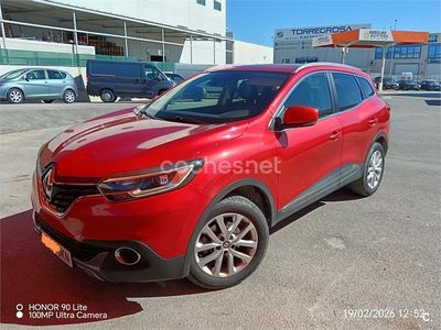 Usado Renault Kadjar Zen 130 CV (95 kW) 2015 Rojo SUV