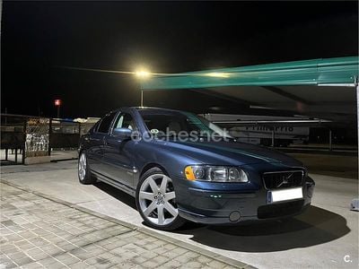 Usado Volvo S60 Momentum 163 CV (119 kW) 2005 Azul Berlina
