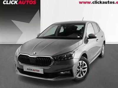 Usado Skoda Fabia Selection 115 CV (84 kW) 2025 Blanco Utilitario