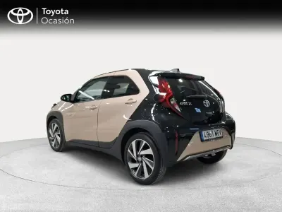 Begagnad Toyota Aygo X 72 HK (52 kW) 2023 Beige SUV