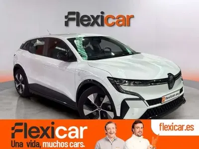 Usado Renault Megane E-Tech Equilibre 96 kW (131 CV) 2023 Blanco Utilitario