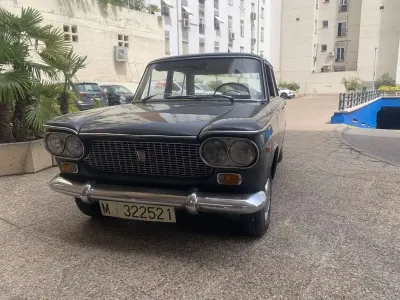 Usado Fiat 500 67 CV (49 kW) 1962 Gris Utilitario