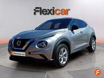 Usado Nissan Juke Acenta 114 HP (83 kW) 2022 Cinzento SUV
