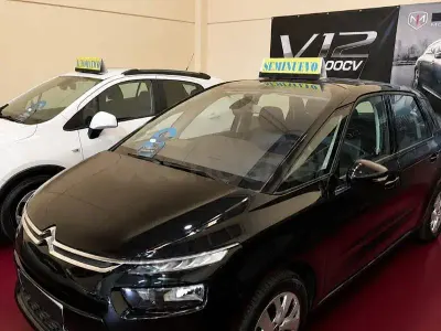 Usado Citroën C4 Picasso Seduction 120 CV (88 kW) 2014 Negro Monovolumen